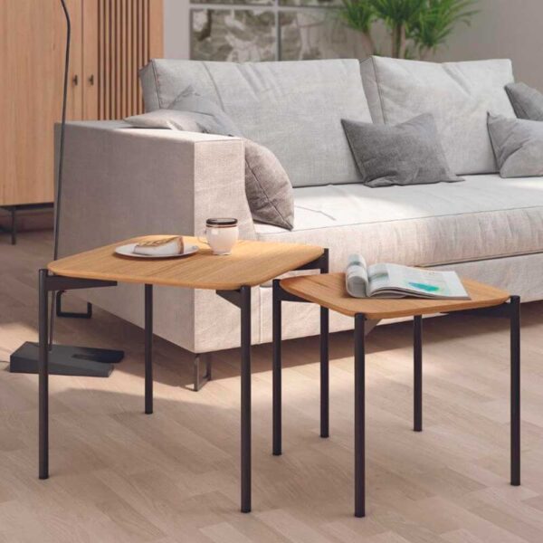 Juego de mesas cuadradas Java